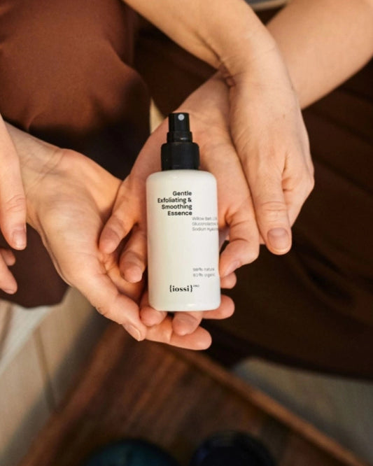 IOSSI PRO Gentle Exfoliating and Smoothing Essence